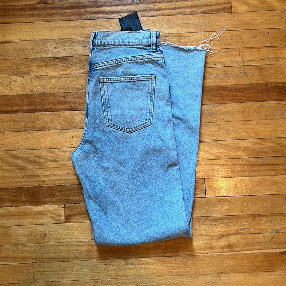 Zara 90s Wide Leg Jeans - Size 4